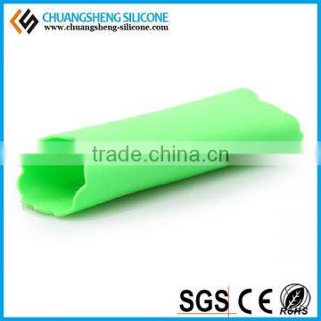 2016 Kitchen Needed Garlic Press and Peeler, Eco-friendly Silicone Peeler, Cooking Accessory Garlic Press photo-4