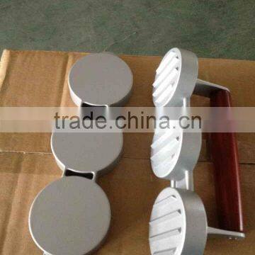 3 Section Wood Handle Aluminum Shipment in Time Manual Burger Patty Maker