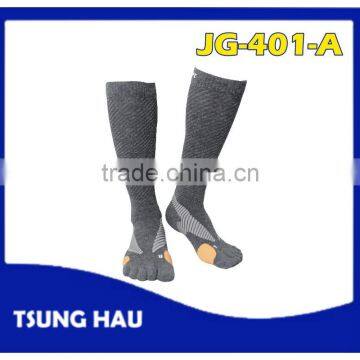 Non-Slip Woolen Knee High Toe Socks