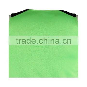 China Manufactory High Quality Light Green Slim Plain Gym Vests photo-6