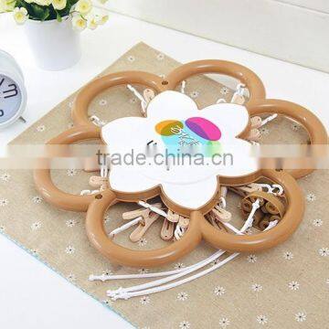 18pegs plastic clothes hanger in China