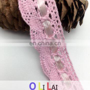 1.9cm pink cotton lace with white belt