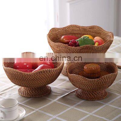 Rattan Woven Fruit Basket, Handcrafted Desktop Fruit Bread Nuts Candies Tray