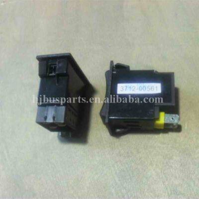 Outras peças de desempenho Peças e acessórios para ônibus ZK6129 ZK6858 Peças para ônibus chineses 3712-00561 Chave balançante Chave para ônibus photo-3
