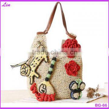 Ladies fashion beach straw bag