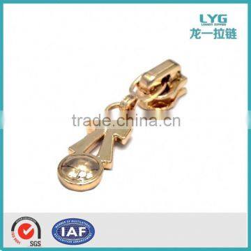 Customized zinc alloy zipper slider brass color zipper slider popular use in garment