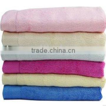 white 100% cotton bath towel