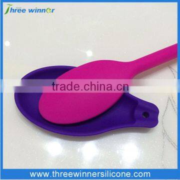 Durable kitchen tool silicone spoon rest