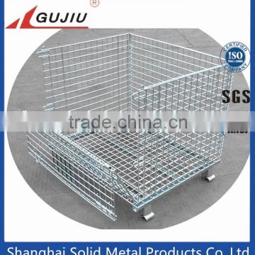 Collapsible wire mesh cage