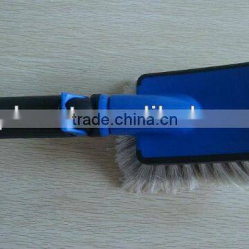 Water flow car wash brush