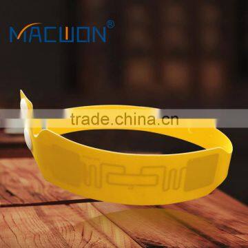 PVC UHF disposible rfid wristband, bracelet tag