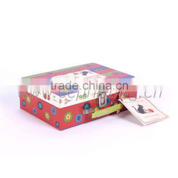 Custom Luxury Cardboard Small Packaging Paper Suitcase Gift Boxes With Handle photo-2