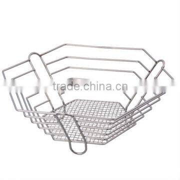 Vintage Metal Wrought Iron Leaf Ivy Wire Flower Basket Fruit Basket photo-2