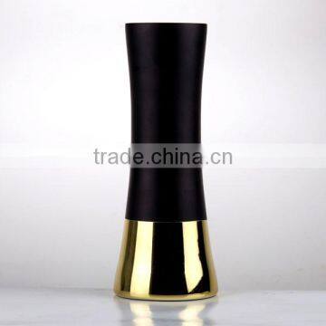 2017 Popular Elegant Black and Gold Decorative Glass Vase photo-2