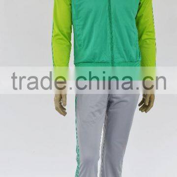 Hot factory OEM high quality 100% polyester sportswear