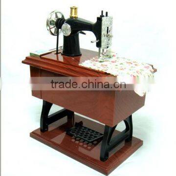 Novelty miniature craft sewing machine music box for kids and music box for girlfriend gift