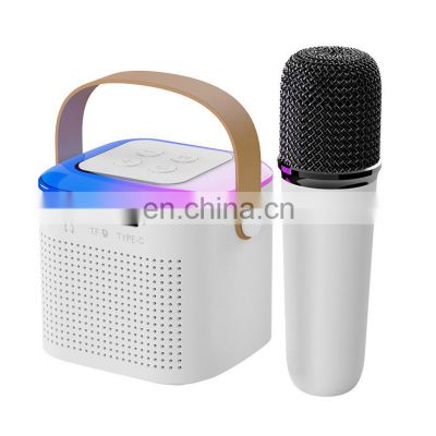 Home Singing Karaoke Family Mini Portable Audio Microphone Portable Speaker with Mics