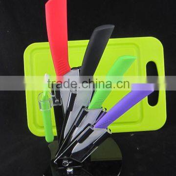 4 Pieces Kitchen Knife Set With Peeler