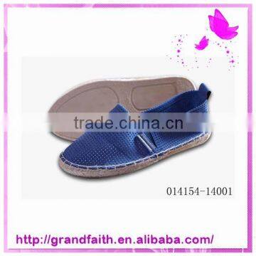 New Fashion Cheap Quality Promotional design plain canvas shoes