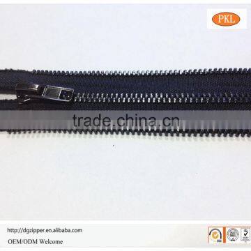 Single/double Pull Metal Four Row Teeth Zipper for Garment Decorative Zipper photo-2