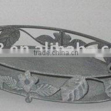 100773F- Round Metal Leaves Basket photo-1