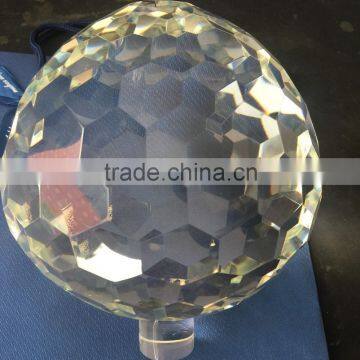 K9 cut hanging crystal balls in chandeliers