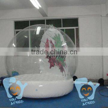 Supply Cheap Price Inflatable Snow Globe With Snow Blowing photo-2