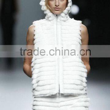 The latest style rabbit fur vest with hood/short genuine fur vest for ladies