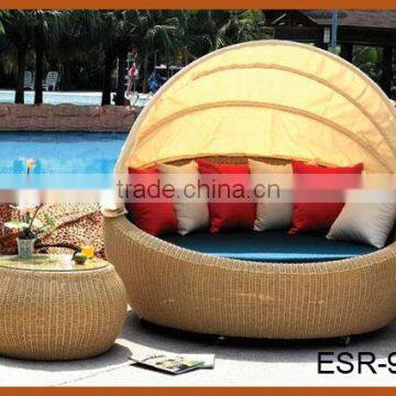 High Quality Round Canopy Daybed With Tea Table Rattan