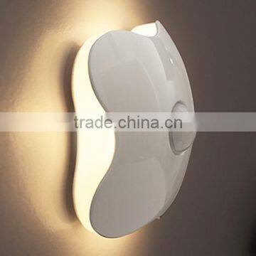 Creative Human led Sensor Night Wall Lights Auto Motion Light Sensor Induction Lamp Four-leaf Clover Human Body Induction Lamp