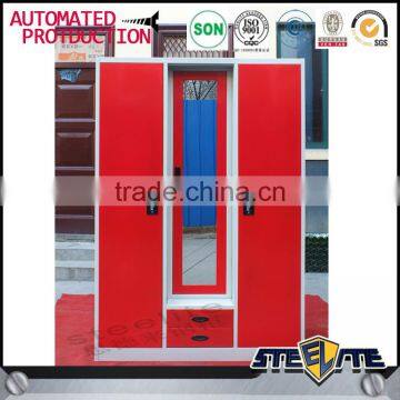 Metal Material 3 Door Bedroom Wardrobe Designs /Godrej Steel Almirah photo-2