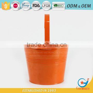 Garden Galvanized and Iron Powder Coating Orange Patio Planters Metal Hanging Pots for Plants