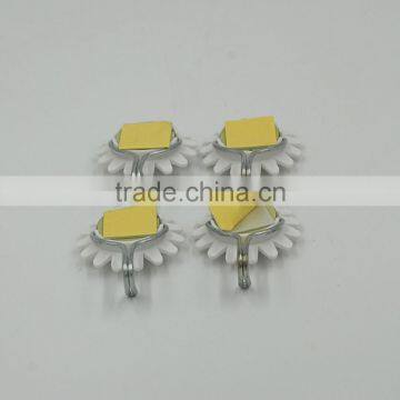 4pcs White Daisy Houseware Sticky Sticker Hanging Plastic Hooks photo-4