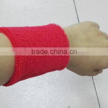 Custom Sports Wristbands With Woven Label