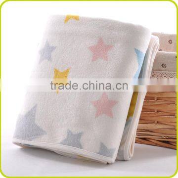 New Design 100% Polyester Custom Star Print Polar Fleece Blanket Wholesale