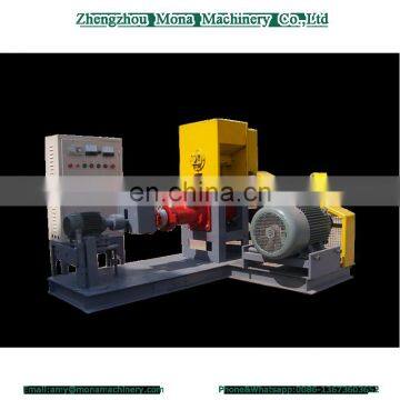 Easy to operated Ring die extruding floating fish feed pellet machine and poultry feed pellet machine with best price