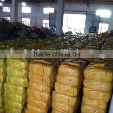 Chinese bulk used clothes in bales