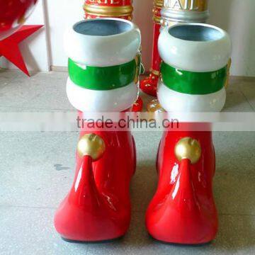 Popular Christmas fiberglass santa boots, shopping mall santa boot fibreglass decoration