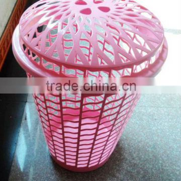 4.4L round plastic laundry basket with lid