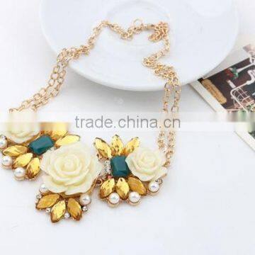 New Hot Selling Flower Choker Collar Vintage Pendant Statement Necklace Women photo-5