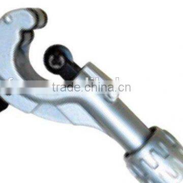 TUBING CUTTER (COPPER CUTTER, PIPE CUTTER)