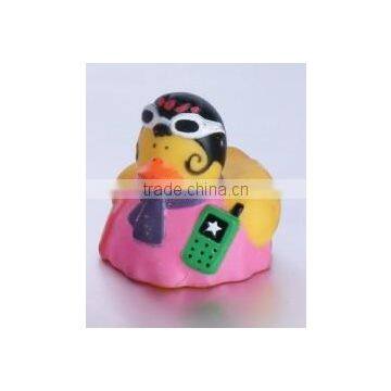 Wholesale fashion design rubber baby tub swimming duck toy