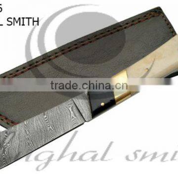 Damascus steel hunting knife with buffalo horn and camel bone ms 7176