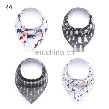 Amazon Hot Sale Multiple Styles Printed Pet Bandana Snap Triangle Dog Scarf Set