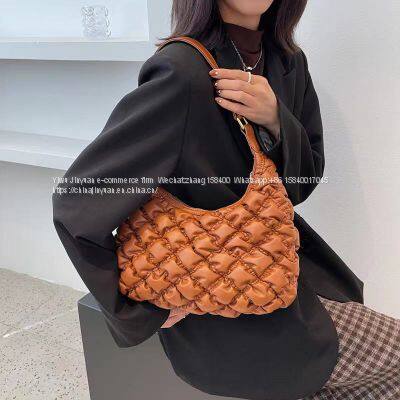Hot Sale Customized Simplicity Solid Color Zipper Rhombus Wild Messenger Woman/ladies Small Shoulder Hand Bags photo-5