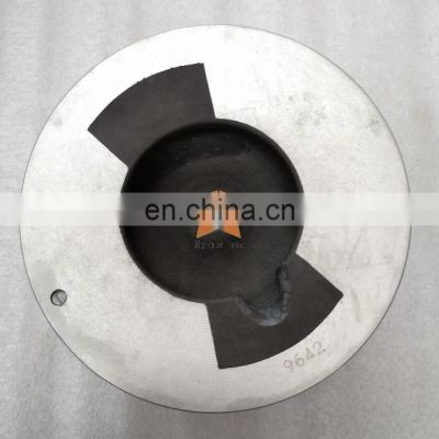 1121119642 Excavator diesel engine parts piston for ZAX450 /  6WG1 engine piston