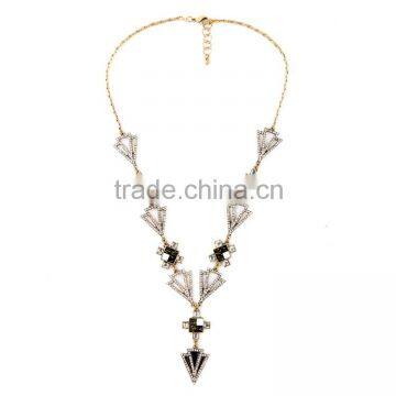 Triangle alloy square crystal wholesale chunky statement necklace in china, hawaiian necklace