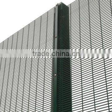 Anti climb 358 high security fence