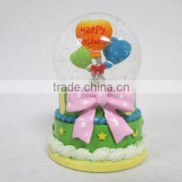 45mm snow global water ball with resin cake base and hearts Inside