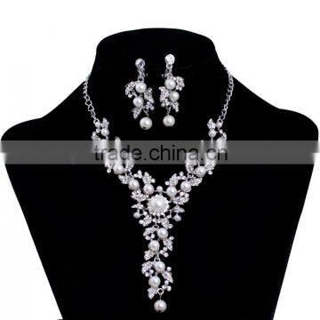 Wholesale beautiful fashion long shaped crystal rhinestone parl bridal necklace jewelry sets for women